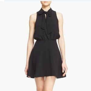 'Enya' Sleeveless Pussycat Bow Dress